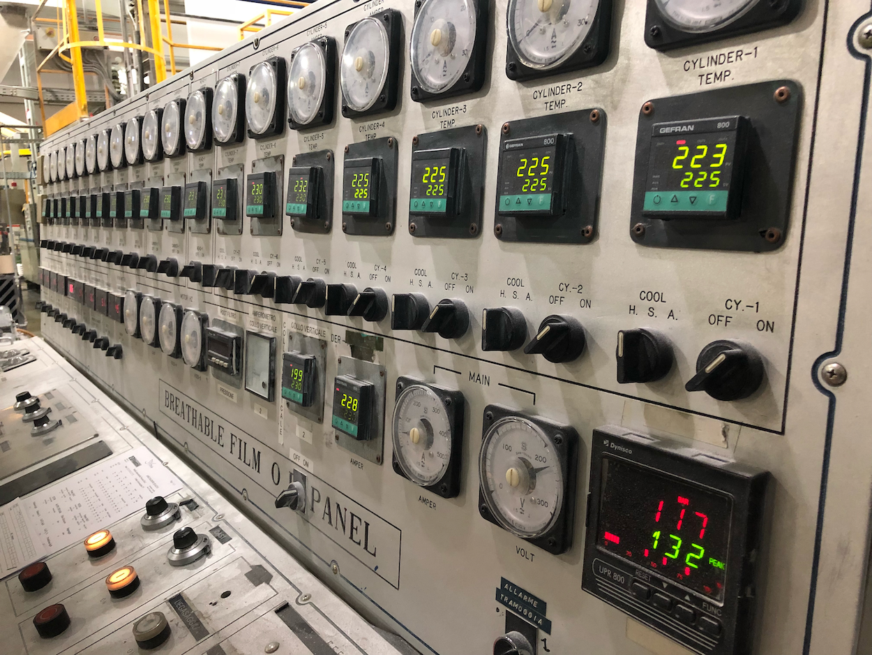 Control Panel For Machine PLC Control Panel Design | Industrial Electrical Panel Design | Control ...